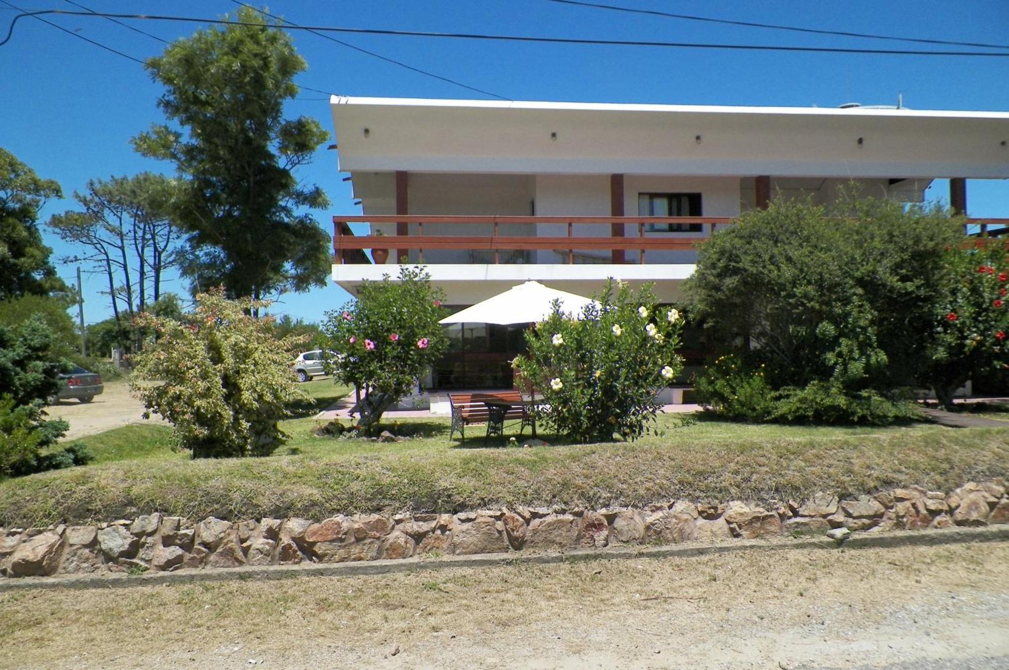 Hotel Yeruti La Paloma Exterior photo